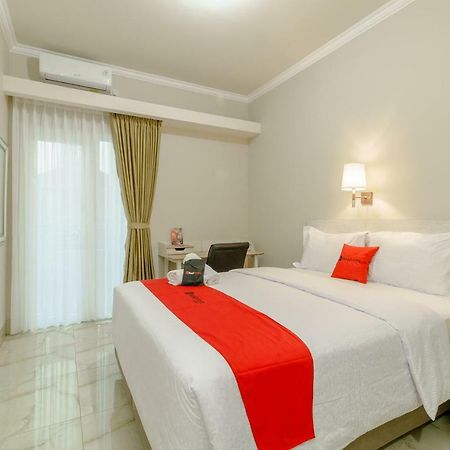Reddoorz Near Taman Makam Pahlawan Cikutra Hotel Bandung Kültér fotó