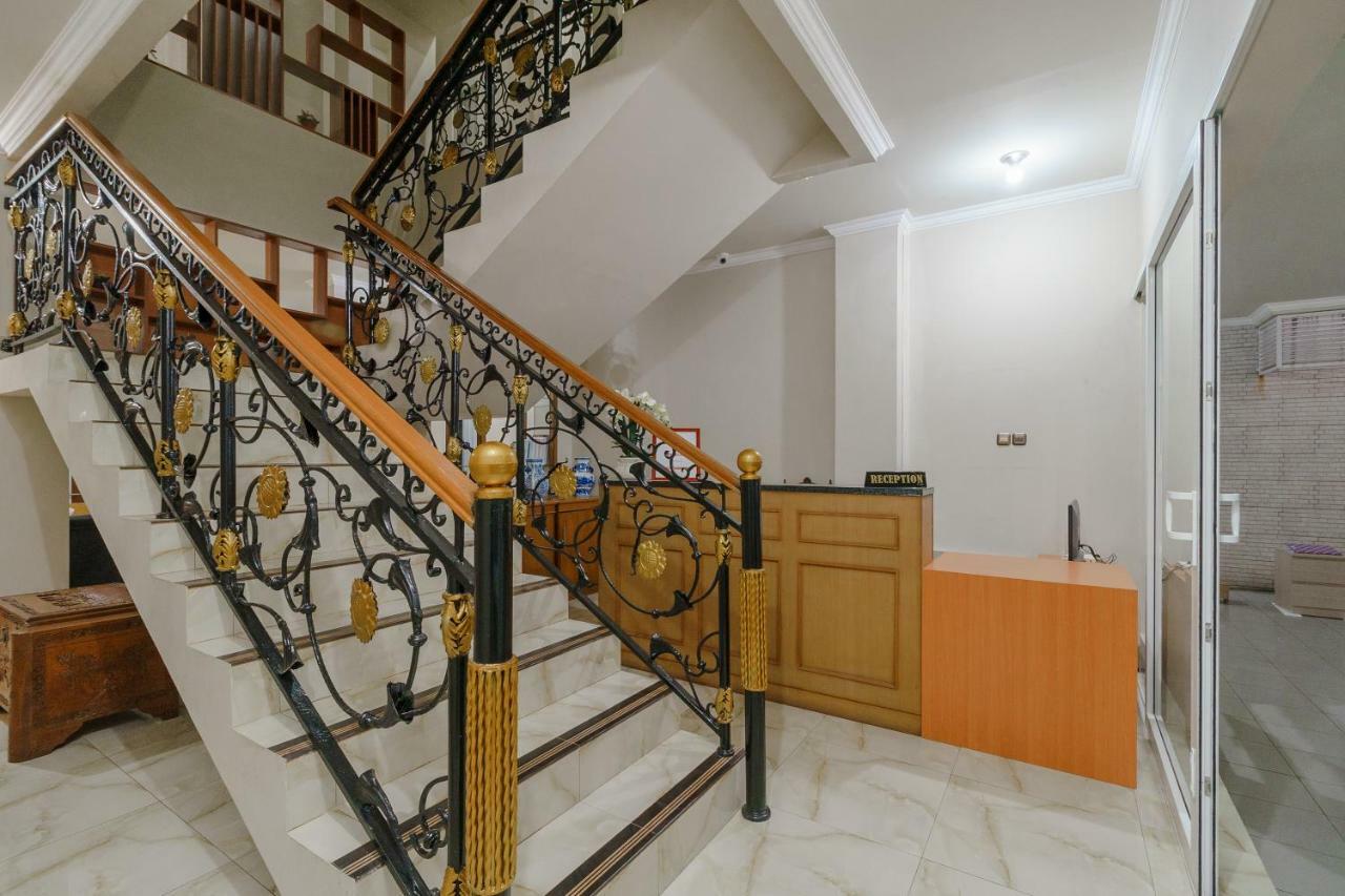 Reddoorz Near Taman Makam Pahlawan Cikutra Hotel Bandung Kültér fotó