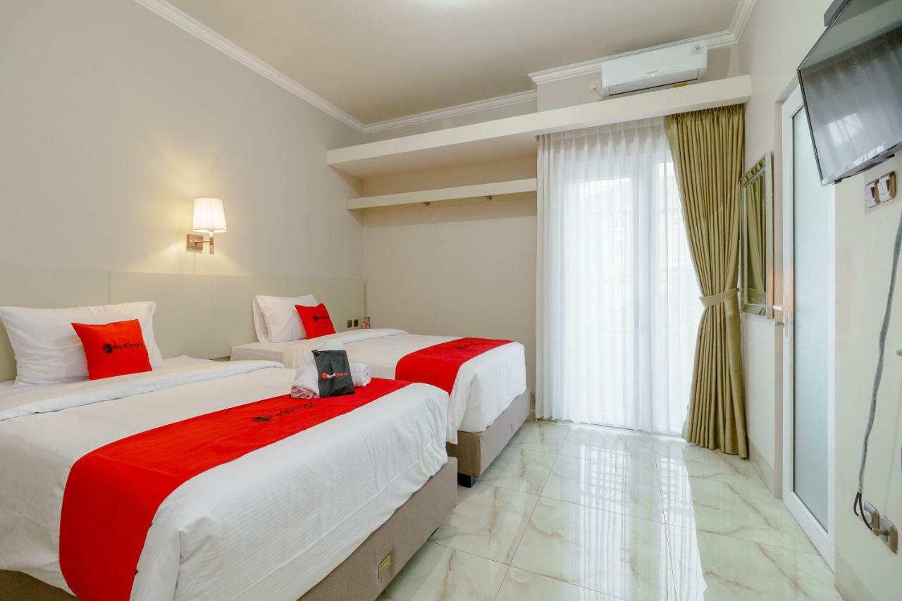 Reddoorz Near Taman Makam Pahlawan Cikutra Hotel Bandung Kültér fotó